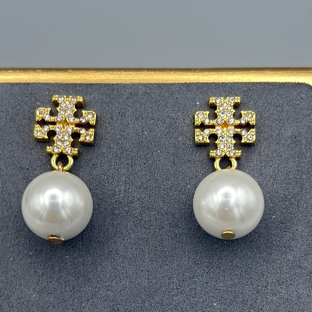 Tory Burch Kira Gold Tone and Crystal Pave Double T stud with Pearl drop - Picture 3 of 4